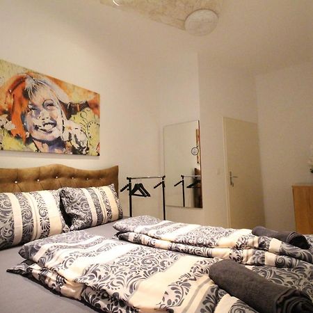 Private Double Bedroom Rf2 Bécs Kültér fotó