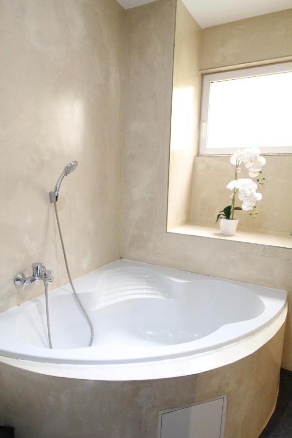 Private Double Bedroom Rf2 Bécs Kültér fotó