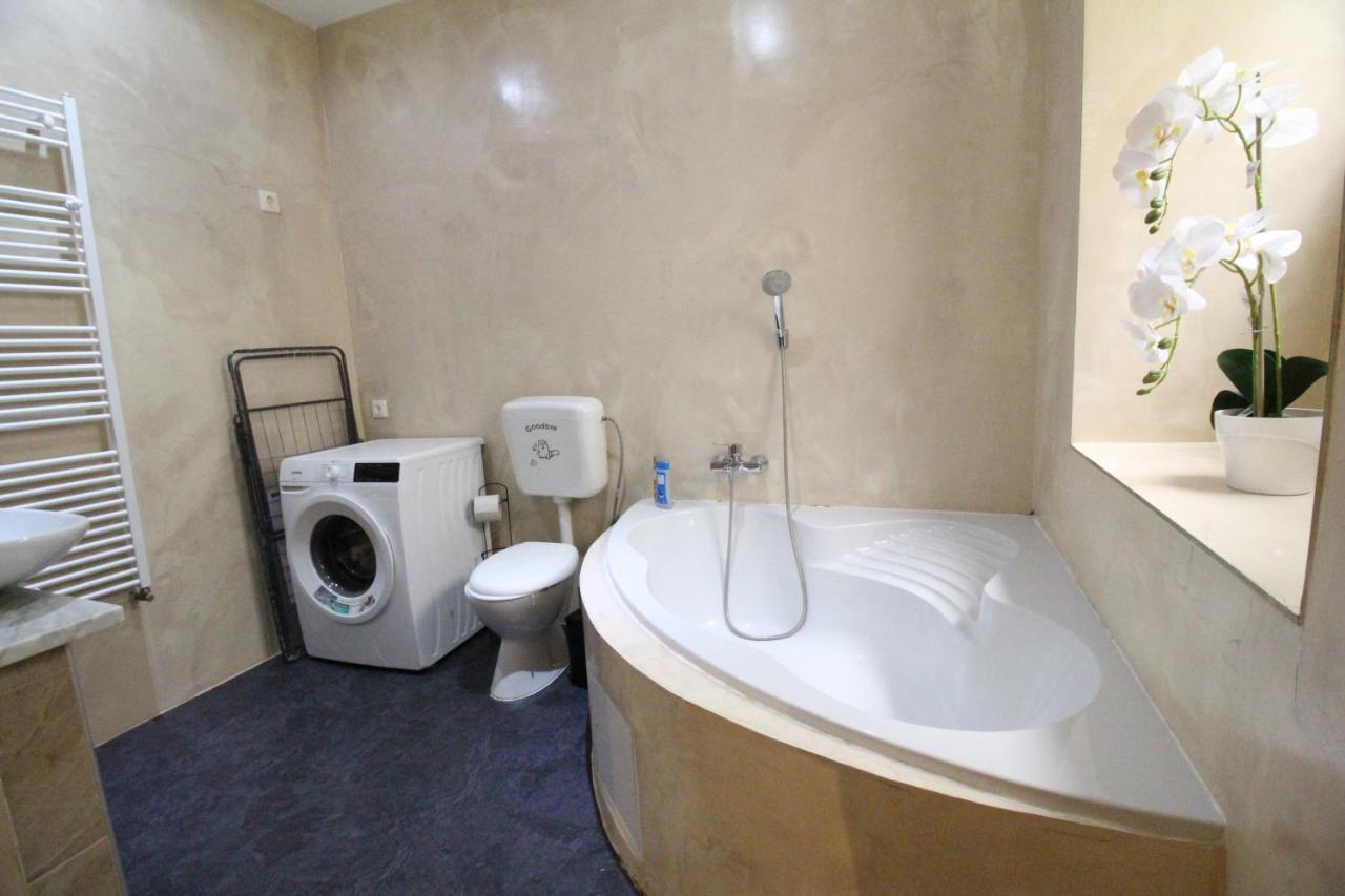 Private Double Bedroom Rf2 Bécs Kültér fotó